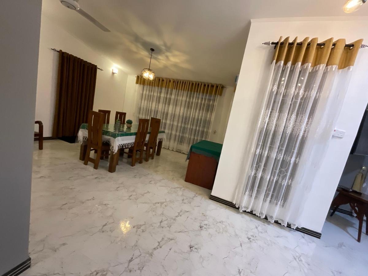 Platinum Holiday Home Anuradhapura Exterior photo